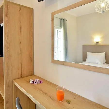 Lägenhetshotell Dimitris 1 Kalami (Corfu)